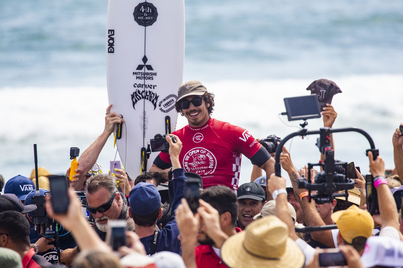 Yago Dora of Brazil is the winner of the 2019 VANS US Open of Surfing.&nbsp;&nbsp;&nbsp;© Kenny Morris/WSL